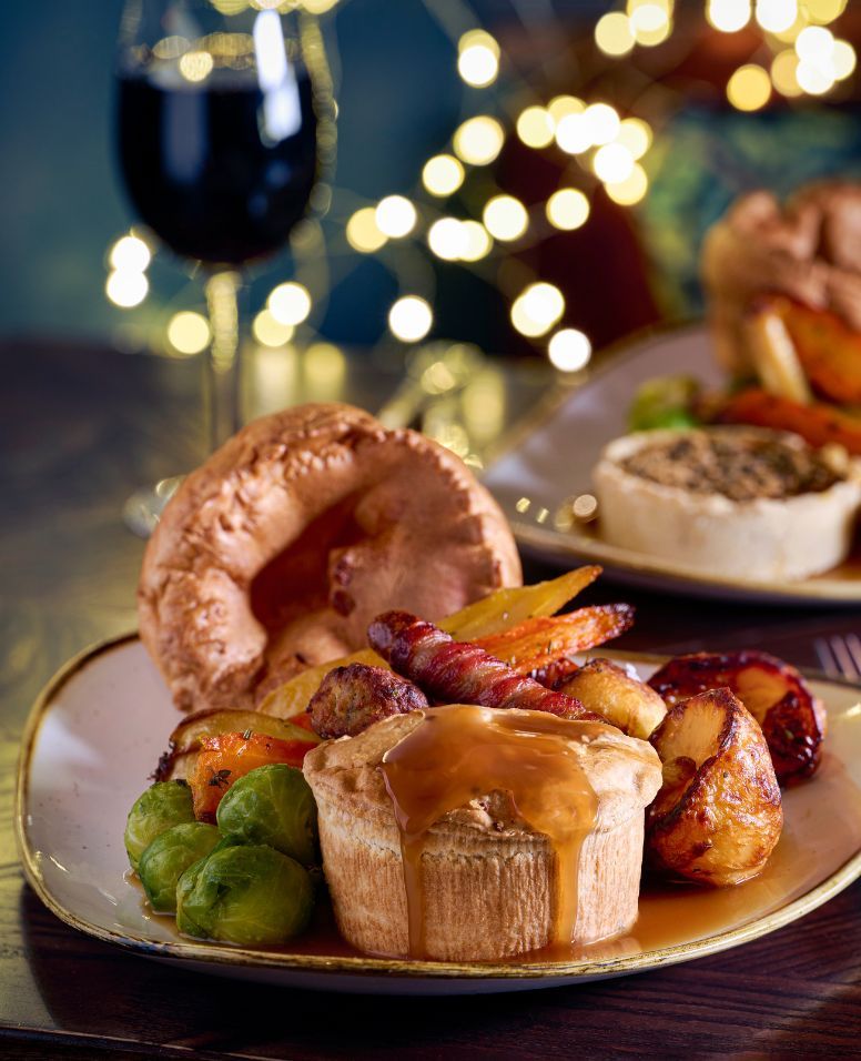 Lunch & Dinner at The Roebuck in Market Harborough